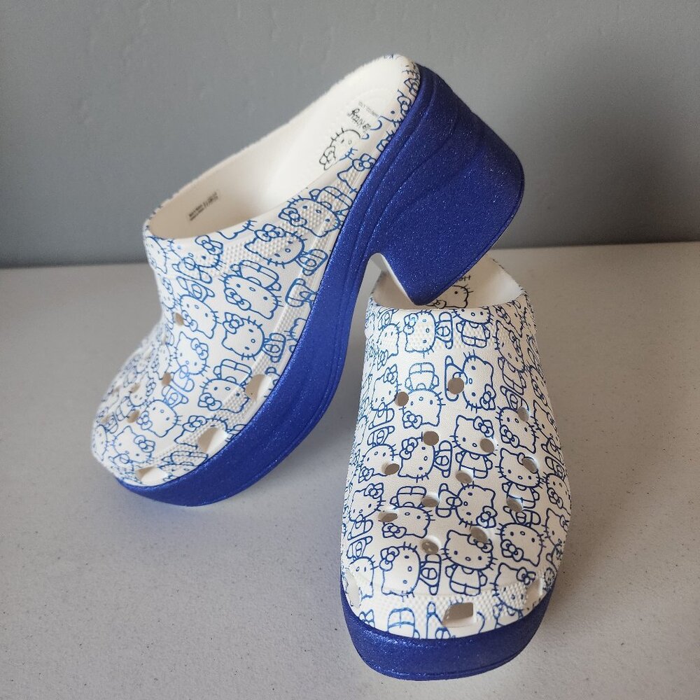 Hello Kitty Crocs "NEW" - Picture 12 of 16